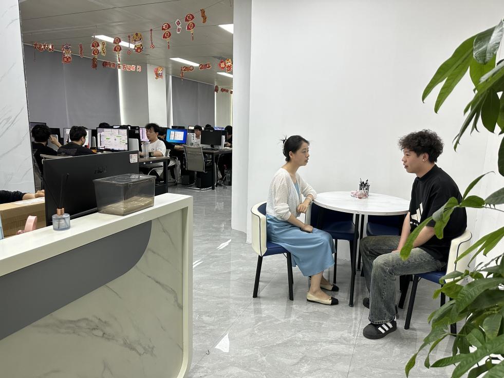 攜手企業(yè)共建，信息技術(shù)咨詢服務(wù)助力學生就業(yè)與創(chuàng)新
